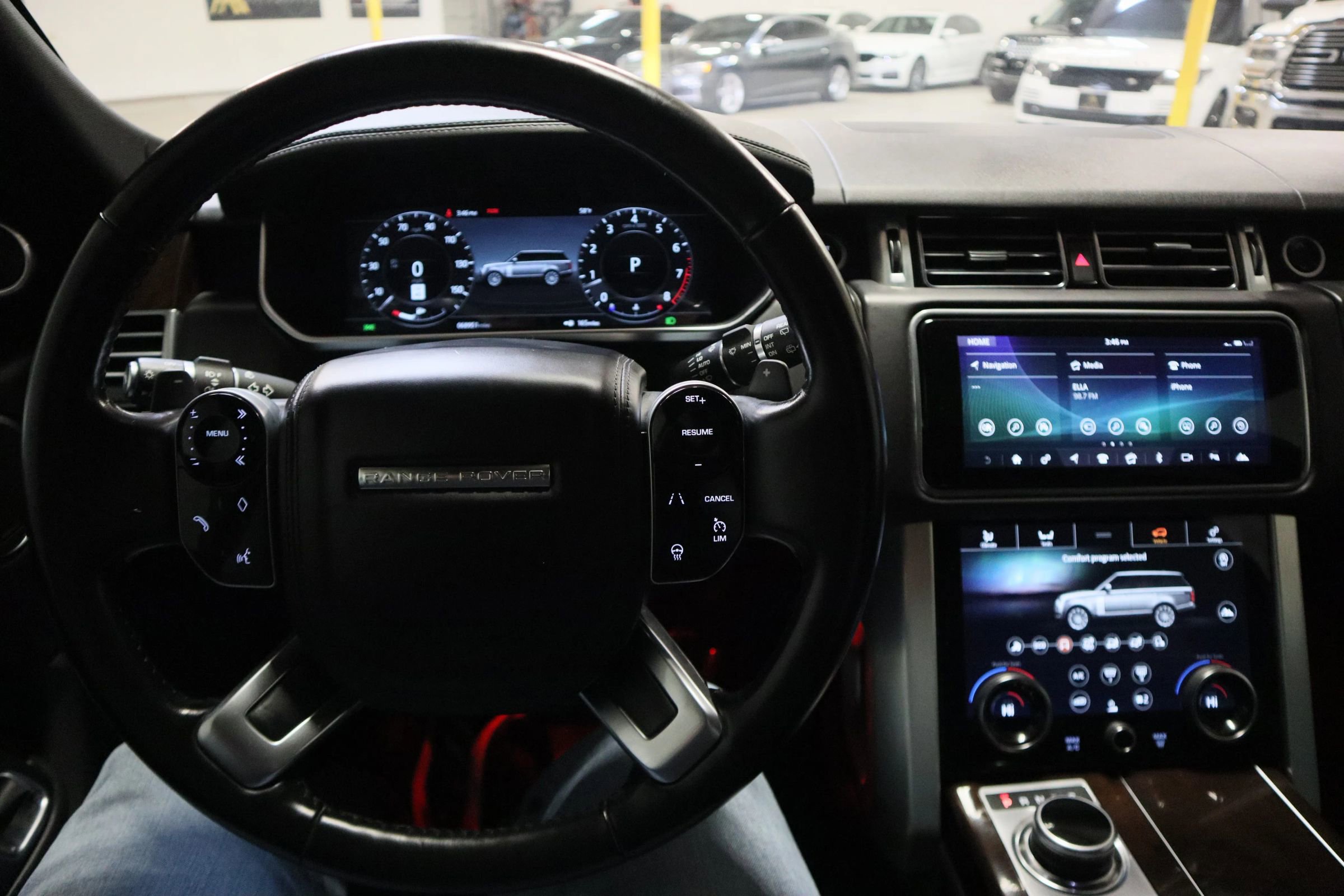 Used 2022 Land Rover Range Rover Westminster Edition image 16