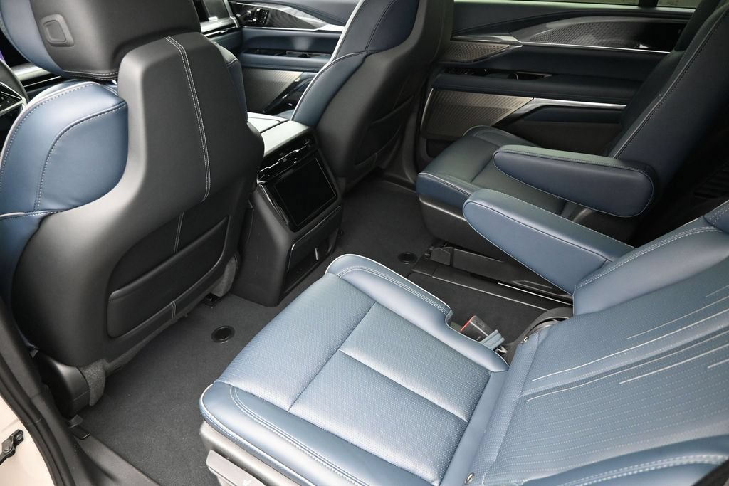 Used 2026 Cadillac Escalade IQ Sport 2 AWD/4WD image 25