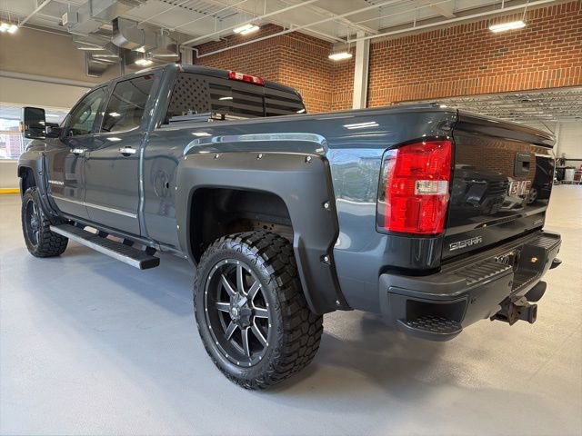Used 2018 GMC Sierra 2500 Denali w/ Duramax Plus Package AWD/4WD image 6