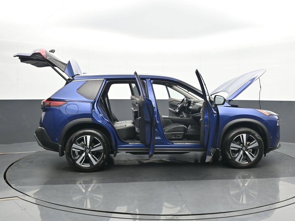 Used 2021 Nissan Rogue Platinum image 26