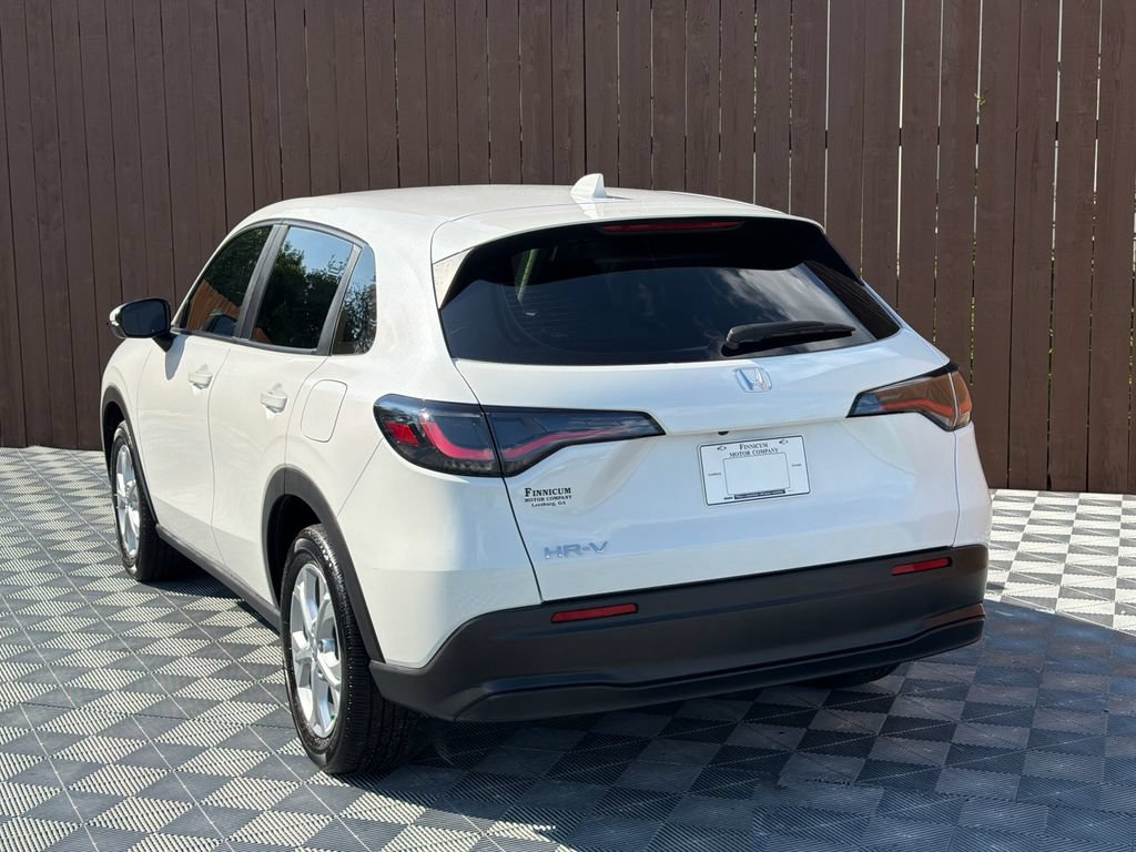 Used 2025 Honda HR-V LX image 15