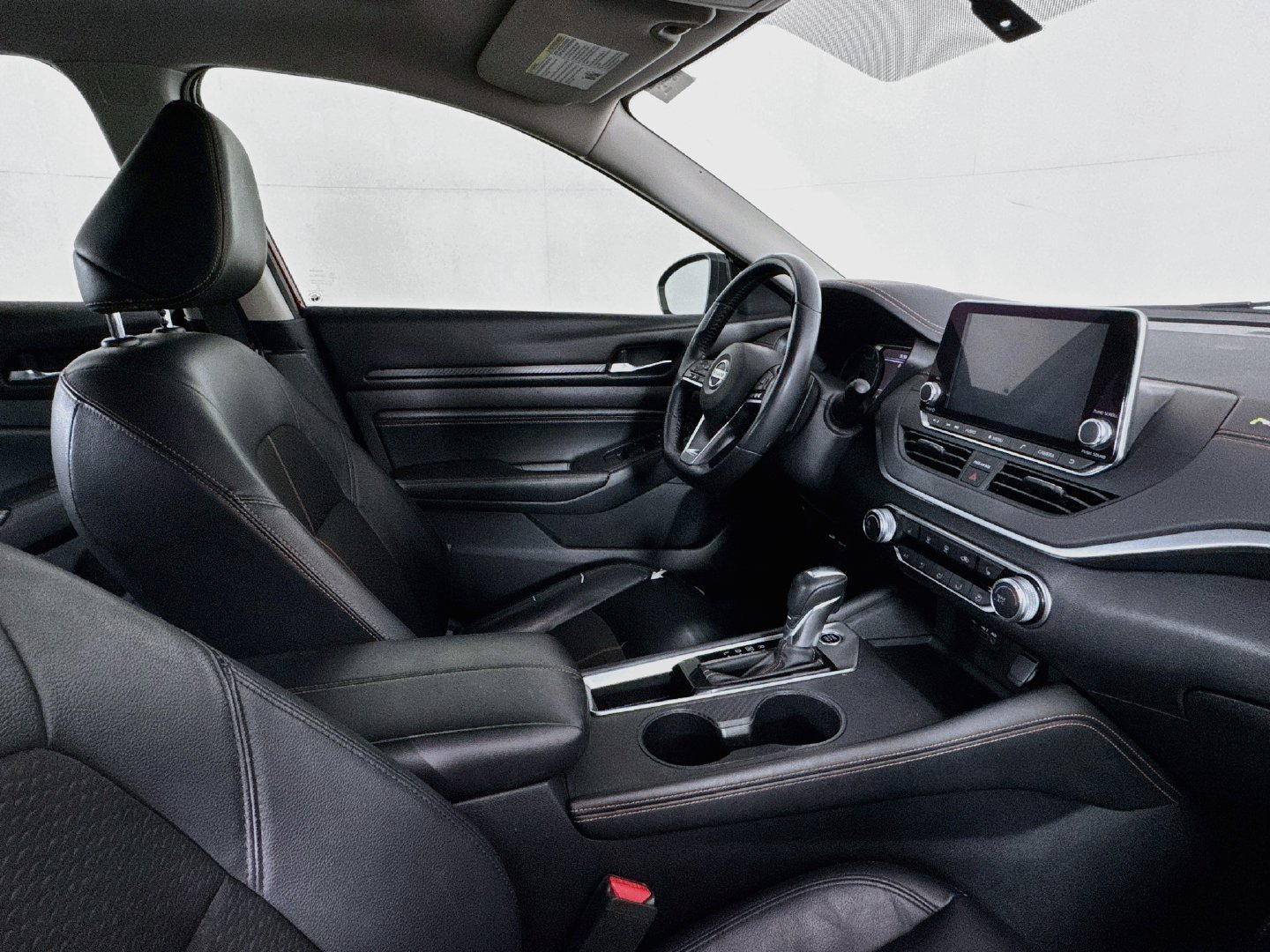 Used 2019 Nissan Altima 2.5 SR w/ SR Premium Package FWD image 26