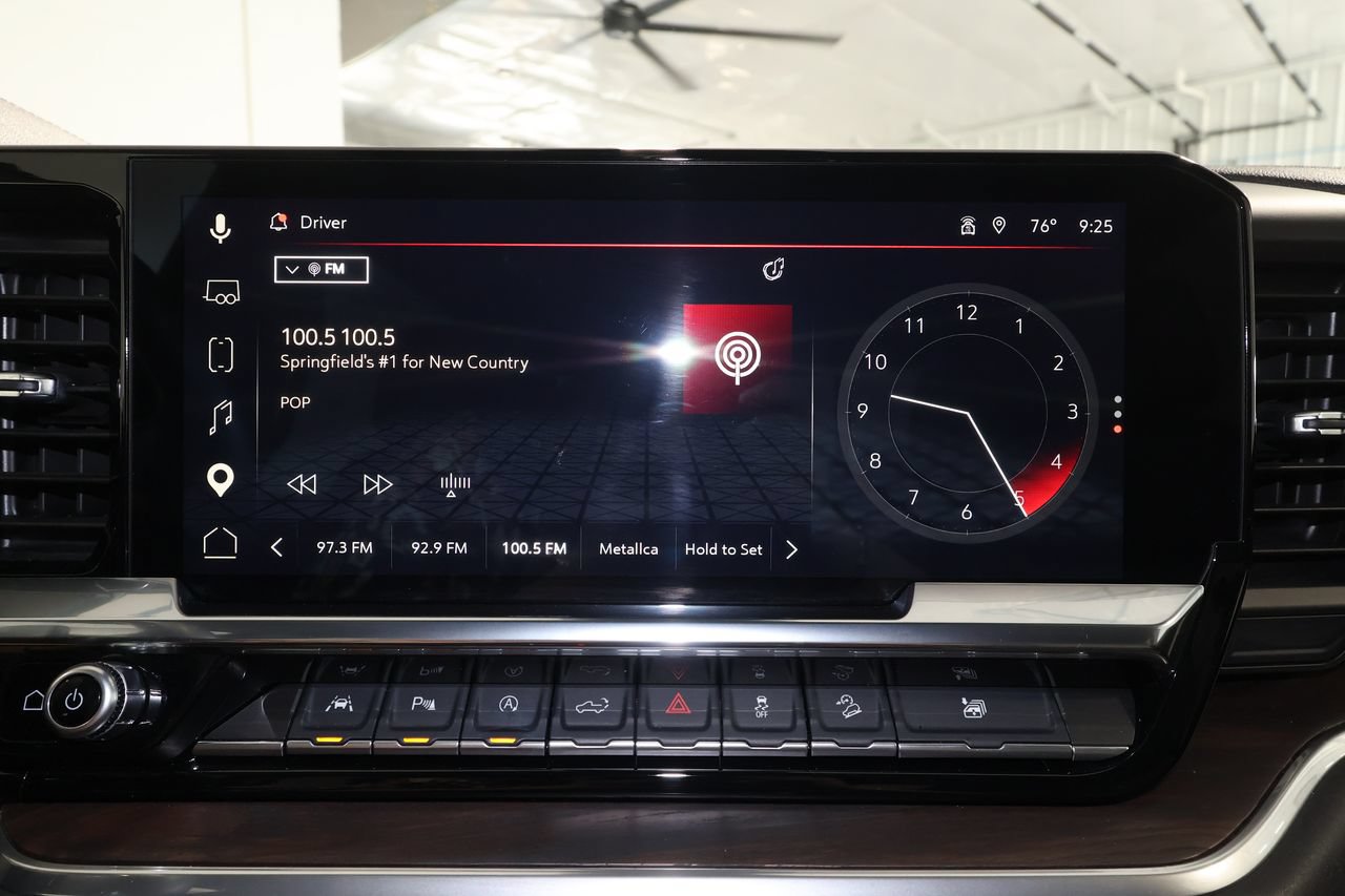 Used 2025 GMC Sierra 1500 SLT w/ SLT Premium Plus Package AWD/4WD image 13