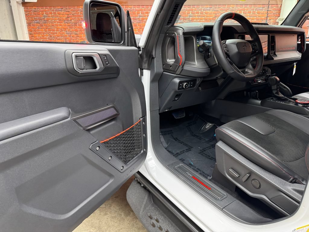 New 2026 Ford Bronco Raptor w/ Interior Carbon Fiber Pack AWD/4WD image 8