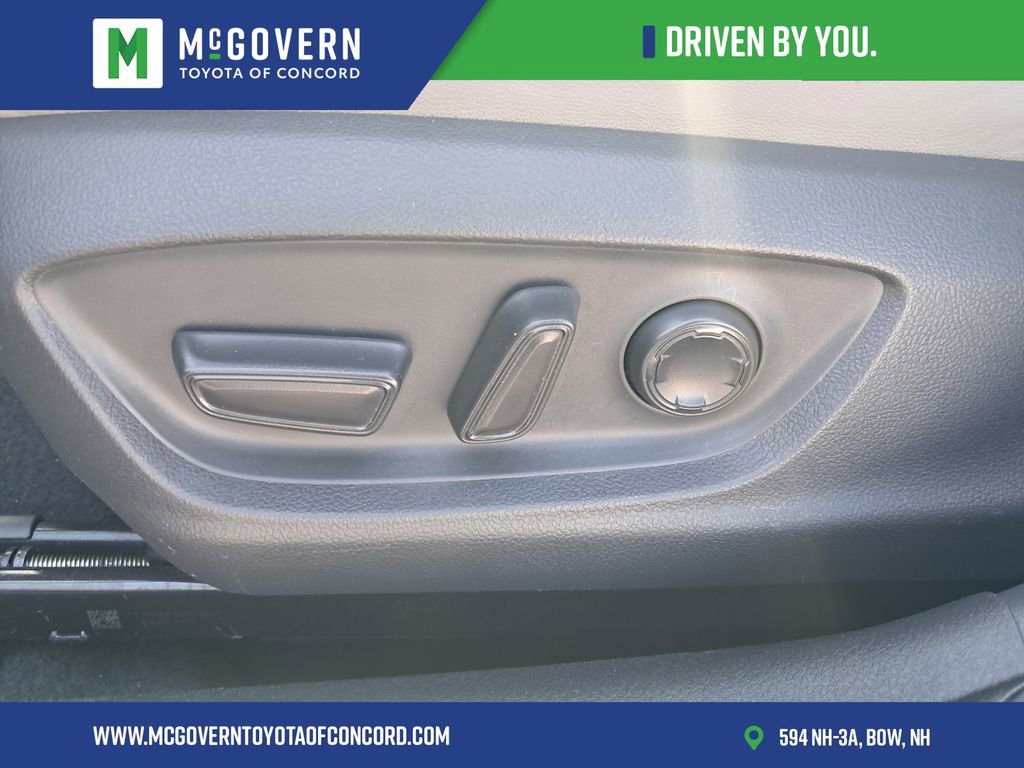 Used 2019 Toyota Avalon Limited w/ Advanced Safety Package image 14