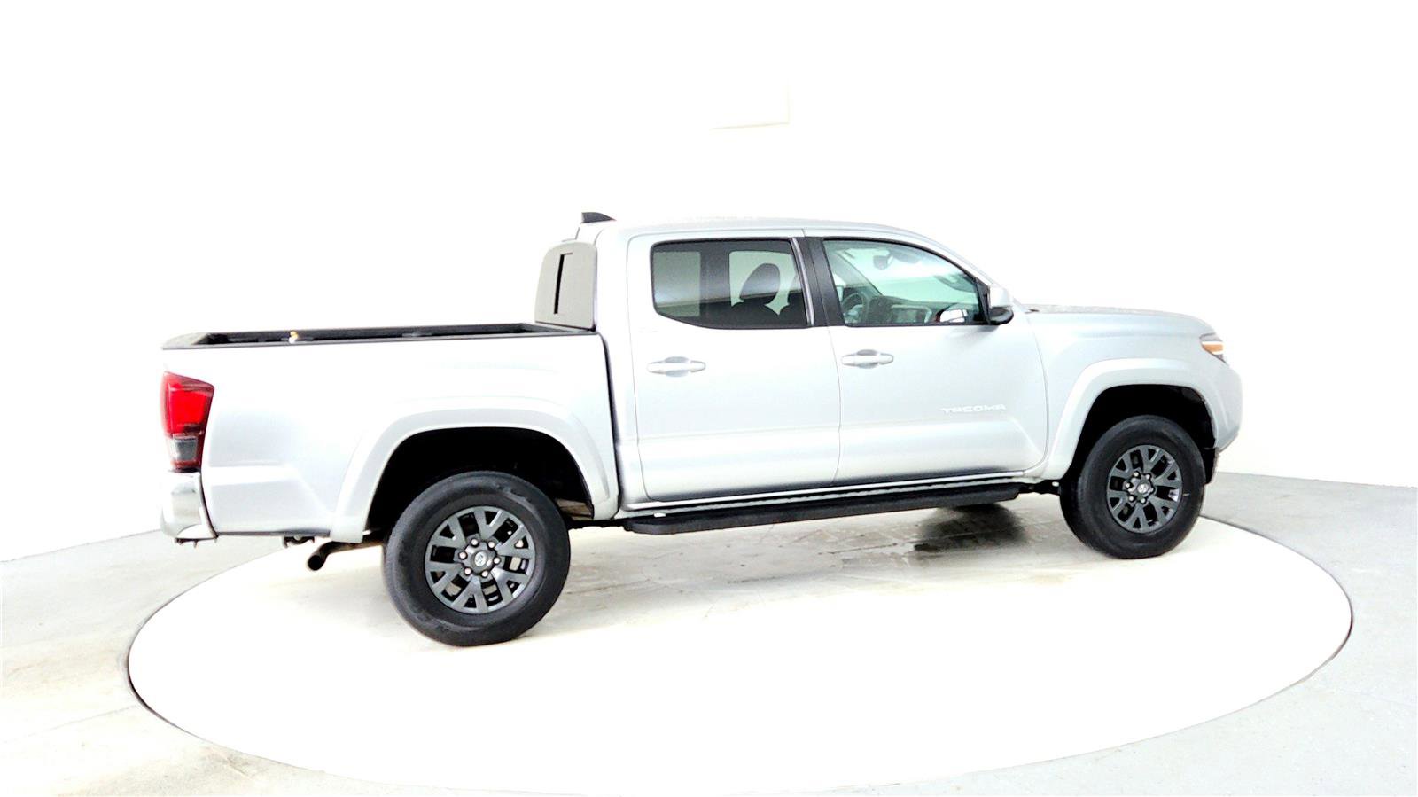 Certified 2023 Toyota Tacoma SR5 image 6