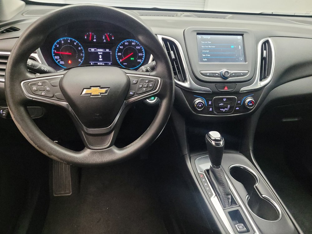 Used 2018 Chevrolet Equinox LT FWD image 22