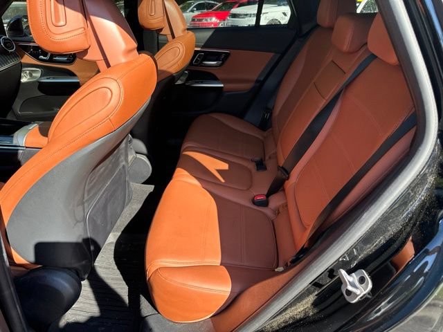 Used 2023 Mercedes-Benz GLC 300 image 9