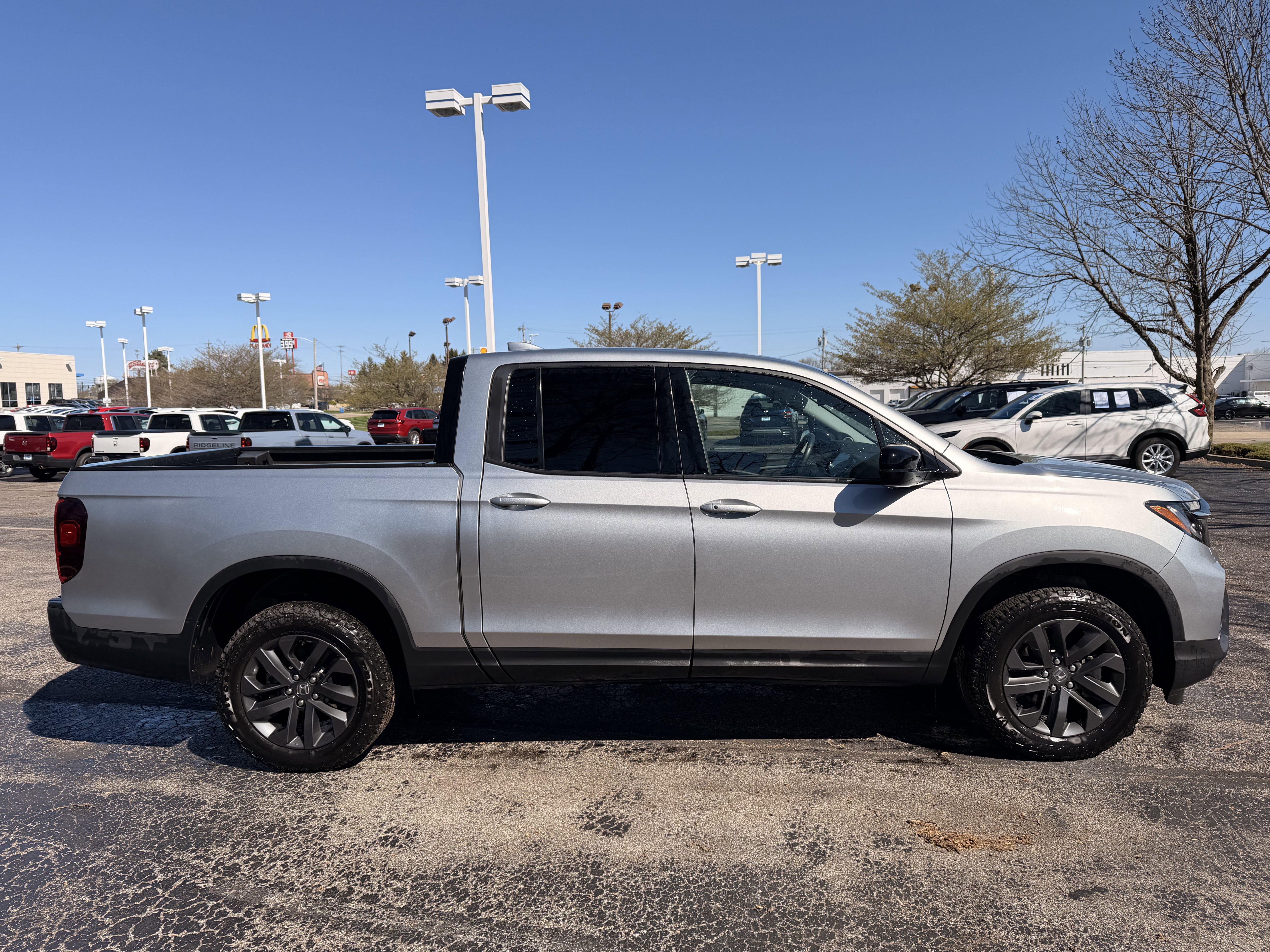 Used 2025 Honda Ridgeline Sport image 2