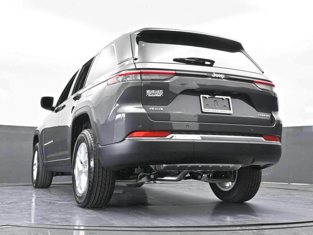 New 2026 Jeep Grand Cherokee Laredo X AWD/4WD image 56