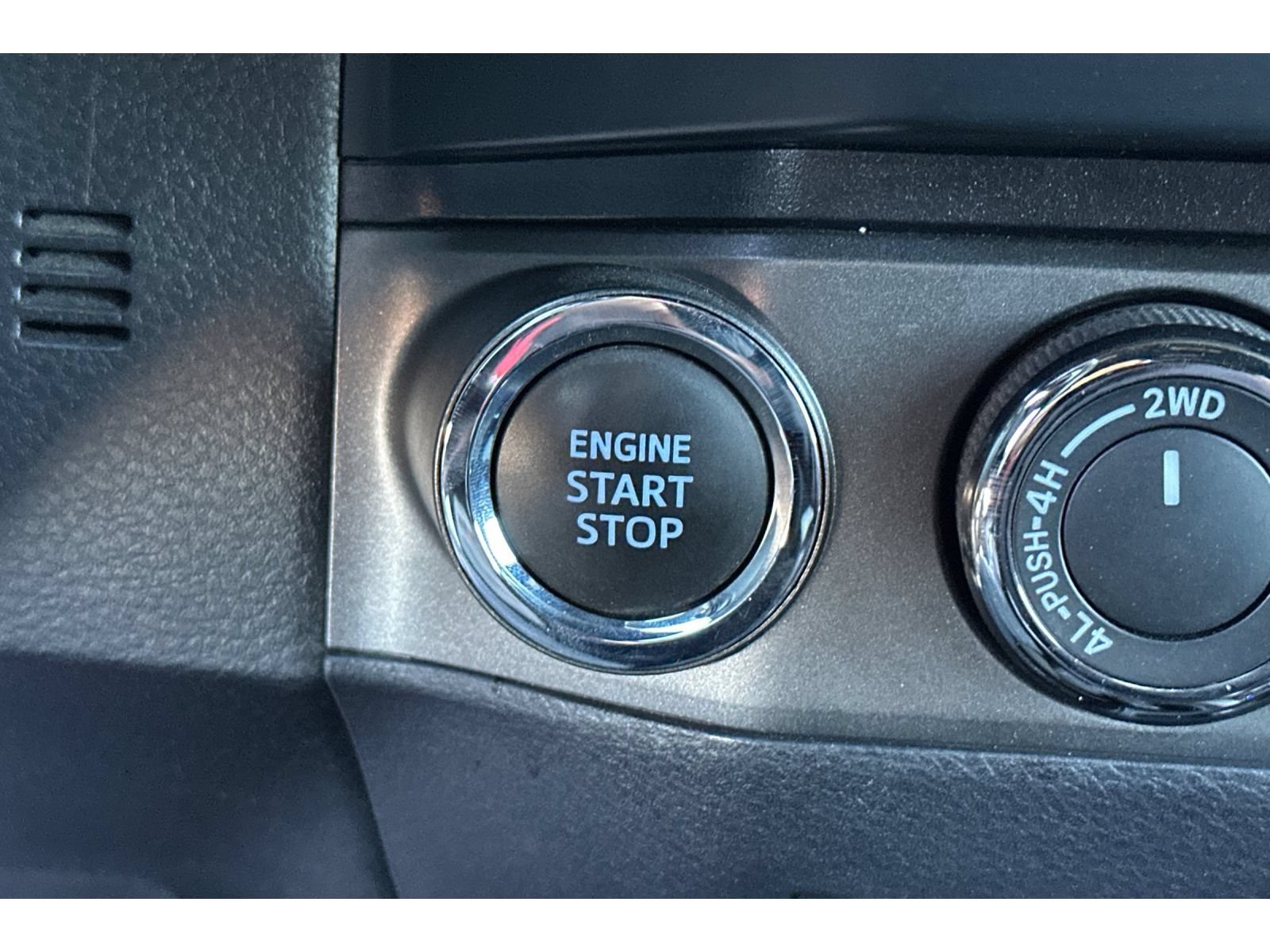 Used 2022 Toyota Tacoma 4x4 Double Cab image 23