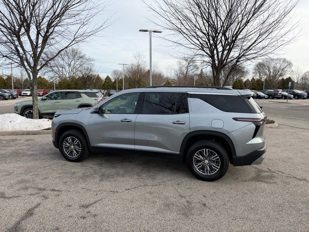 Used 2025 Chevrolet Traverse LT w/ LPO, Floor Liner Package image 8
