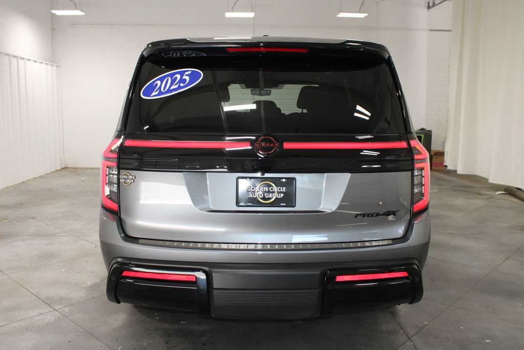 Used 2025 Nissan Armada PRO-4X AWD/4WD image 8