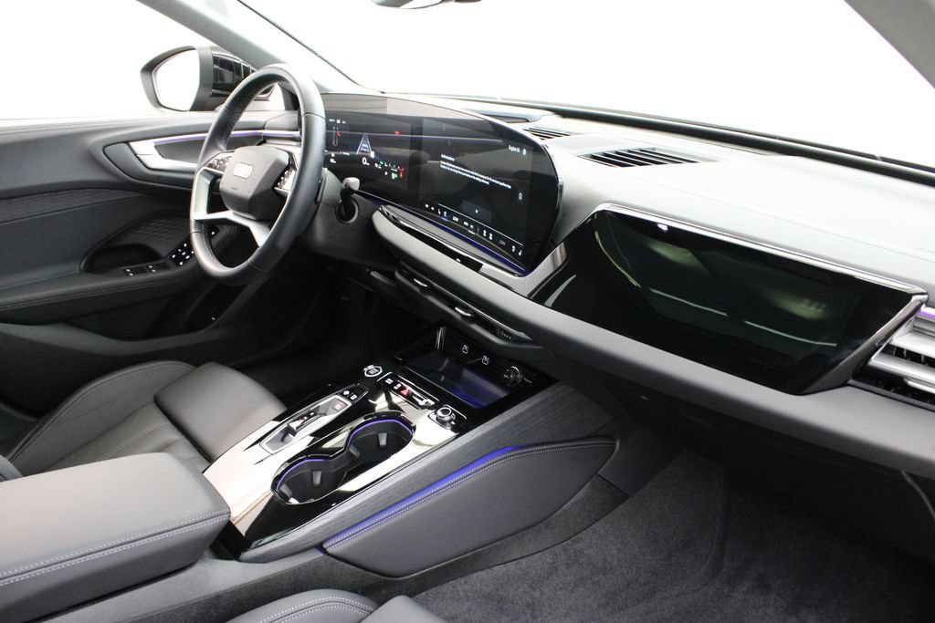 Used 2025 Audi A5 2.0T Premium Plus w/ Premium Plus AWD/4WD image 25