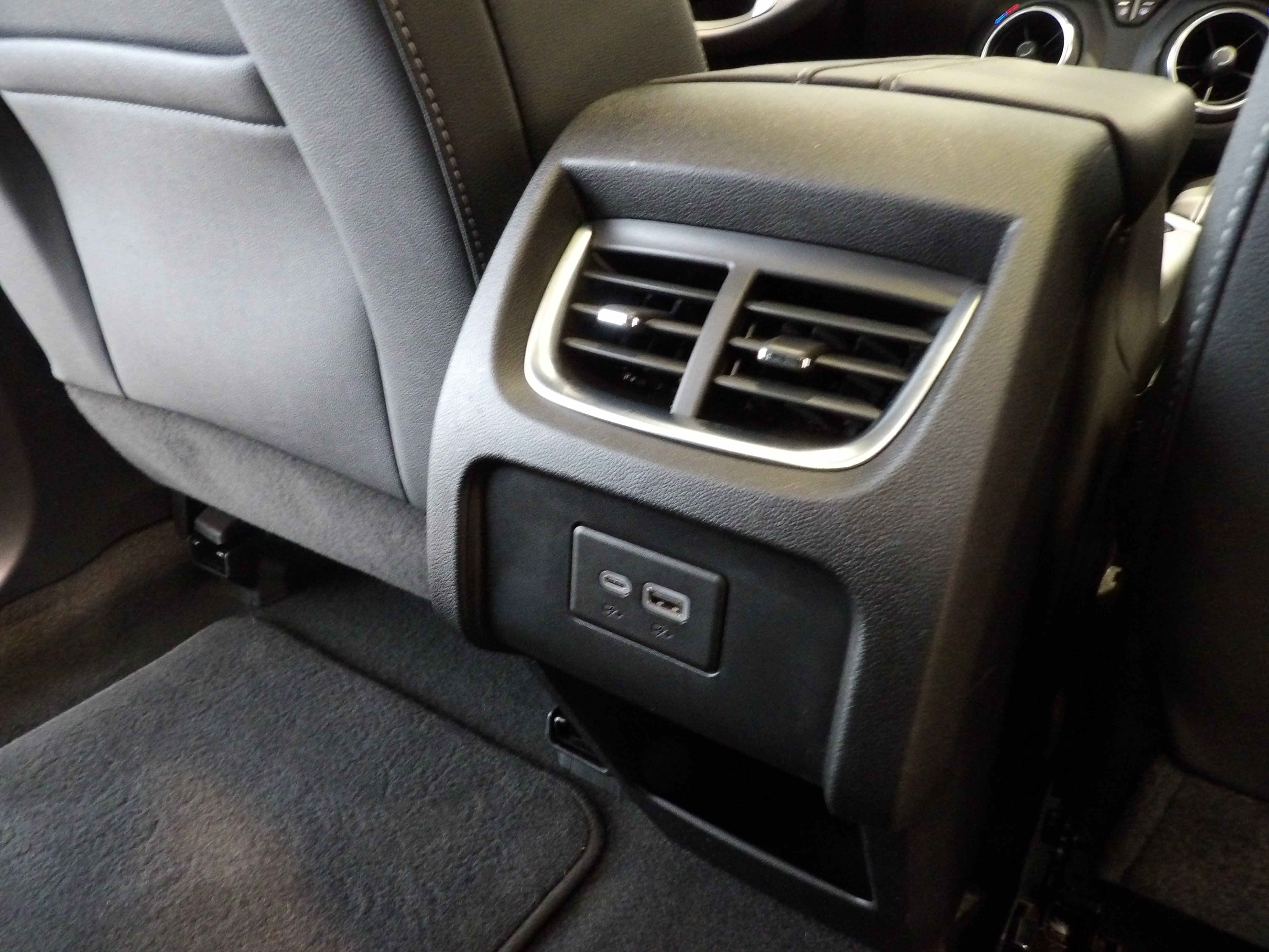 Used 2023 Chevrolet Blazer LT AWD/4WD image 24