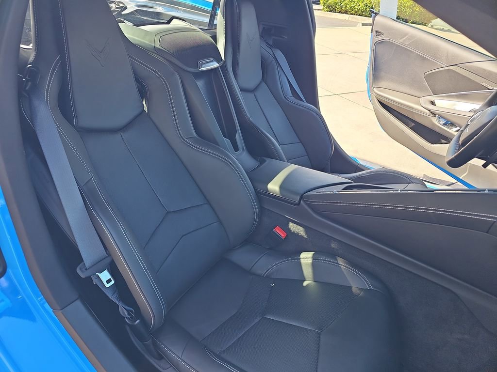 Used 2024 Chevrolet Corvette Stingray Coupe w/ Z51 Performance Package RWD image 11