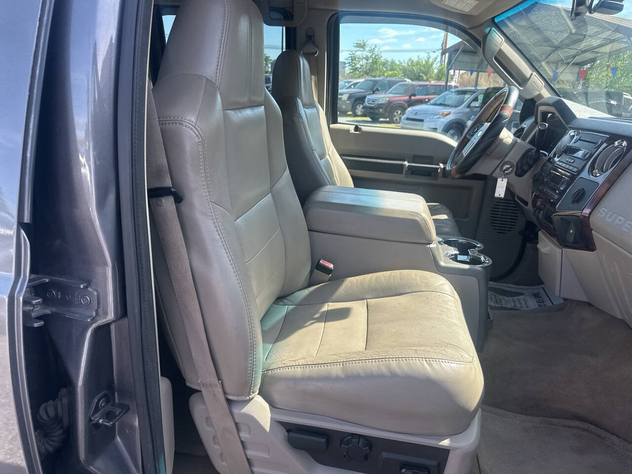 Used 2008 Ford F250 Lariat AWD/4WD image 17