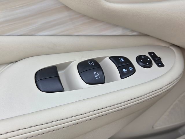 Used 2017 Nissan Murano S w/ Navigation Package image 22