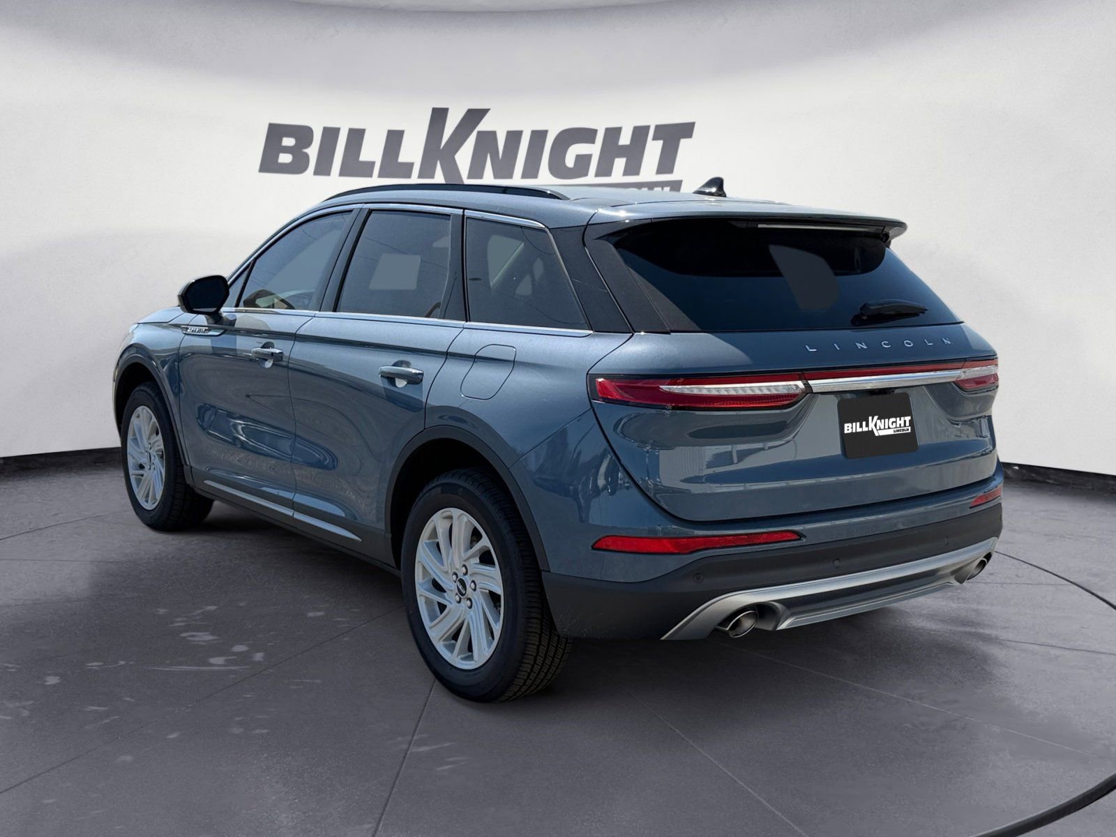 New 2026 Lincoln Corsair Premiere image 3