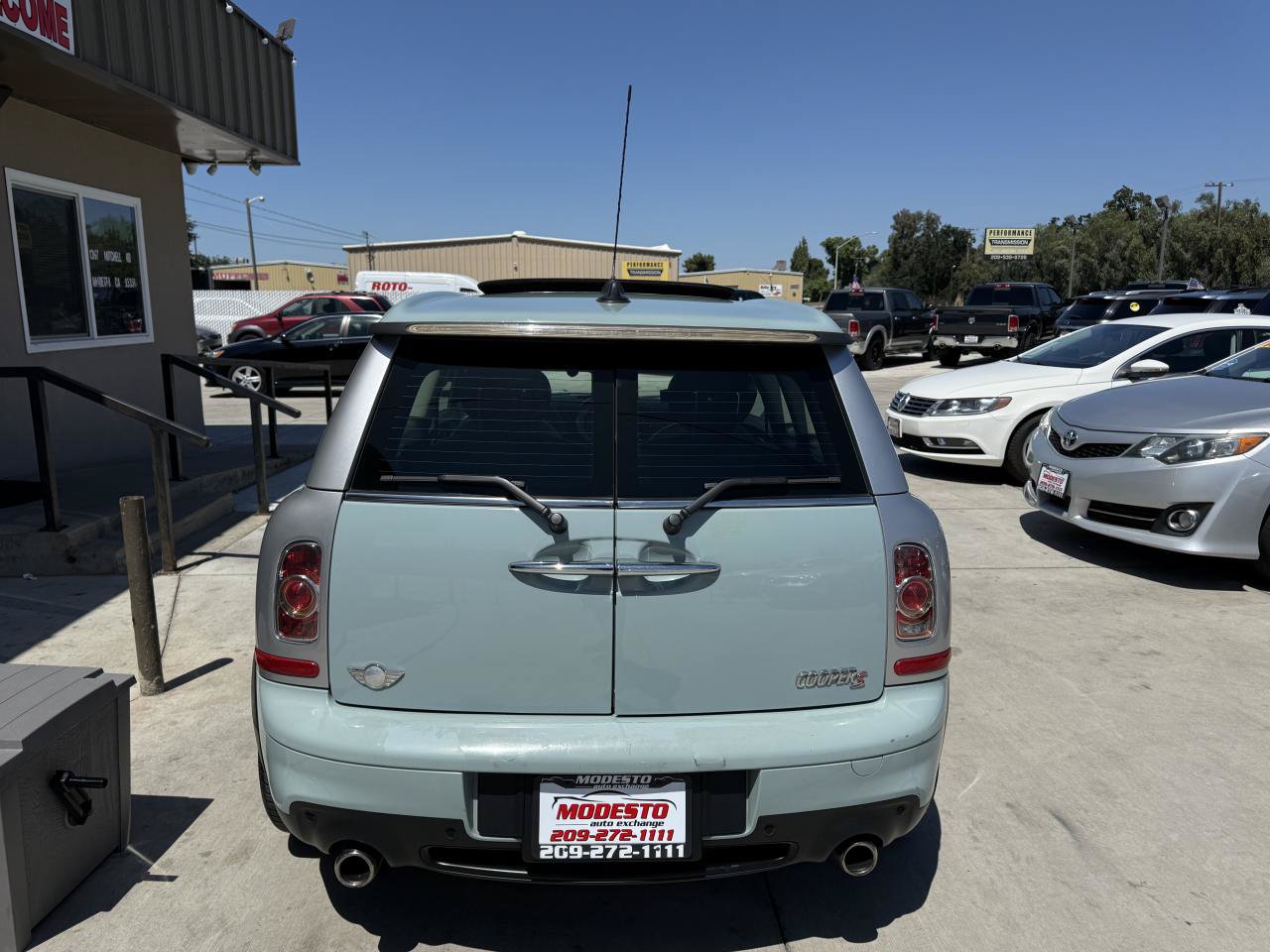 Used 2012 MINI Cooper Clubman S FWD image 4