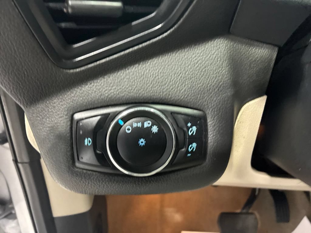 Used 2013 Ford Escape SE FWD image 15