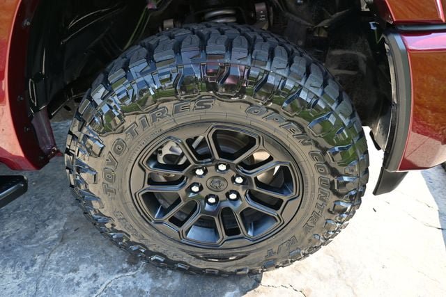 Used 2025 RAM 1500 Laramie w/ Sport Appearance Package AWD/4WD image 11