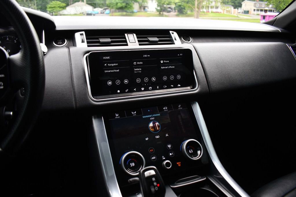 Used 2020 Land Rover Range Rover Sport SE image 33