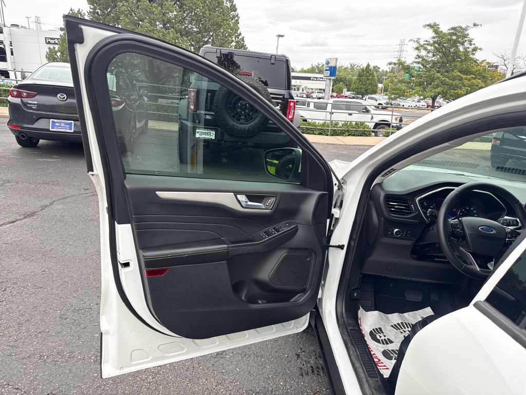 Used 2021 Ford Escape SEL FWD image 11