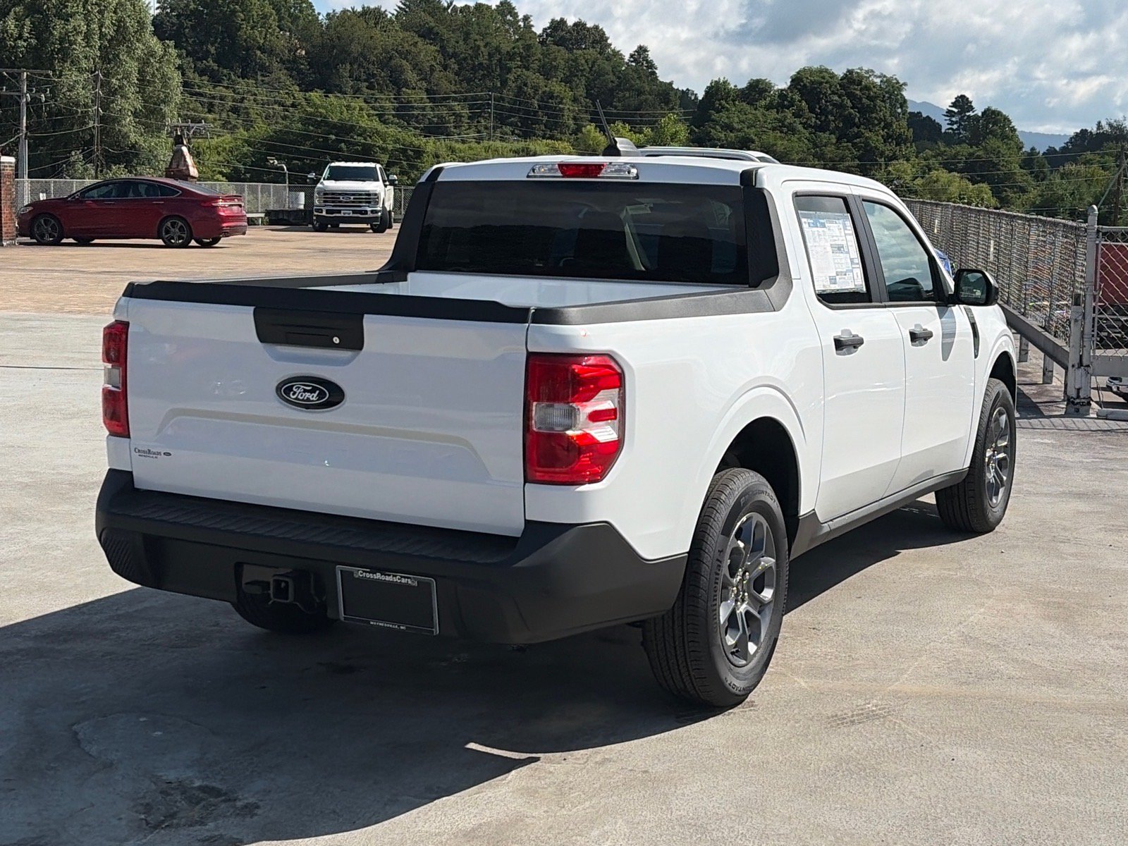 New 2026 Ford Maverick XLT w/ XLT Luxury Package FWD image 3