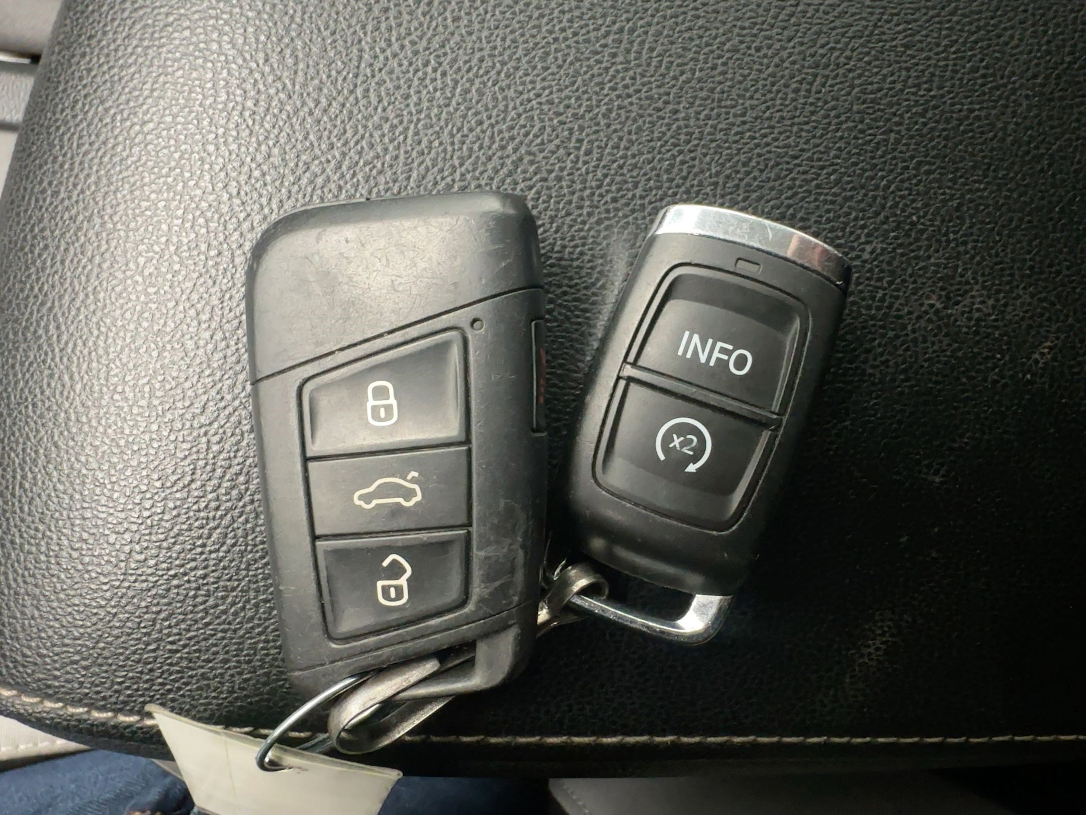 Used 2022 Volkswagen Taos S image 29