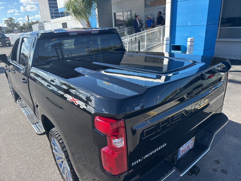 Used 2023 Chevrolet Silverado 1500 LT image 15