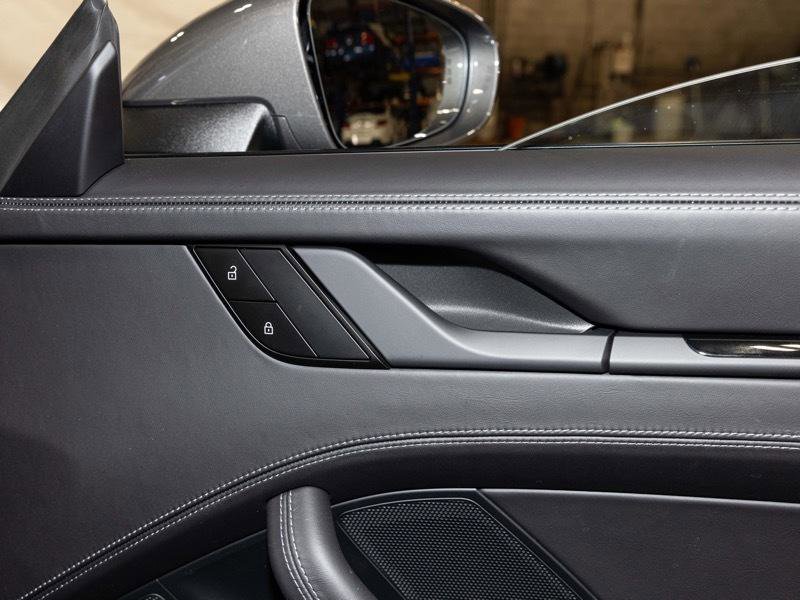 Used 2024 Porsche 911 Carrera T image 77