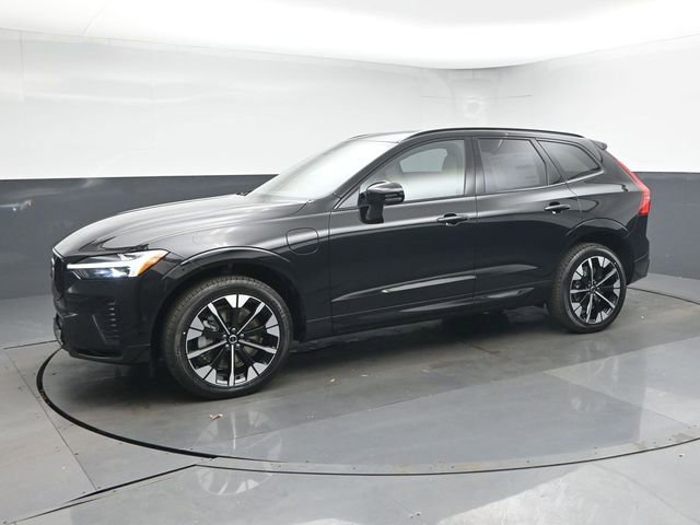 New 2026 Volvo XC60 T8 Plus w/ Protection Package Premier image 4