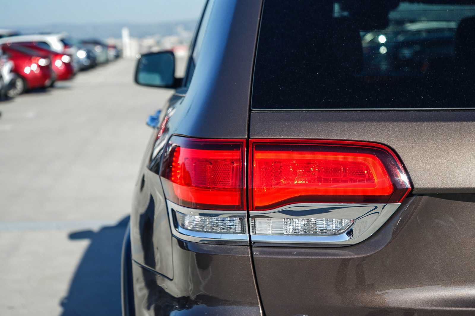 Used 2021 Jeep Grand Cherokee Limited AWD/4WD image 9