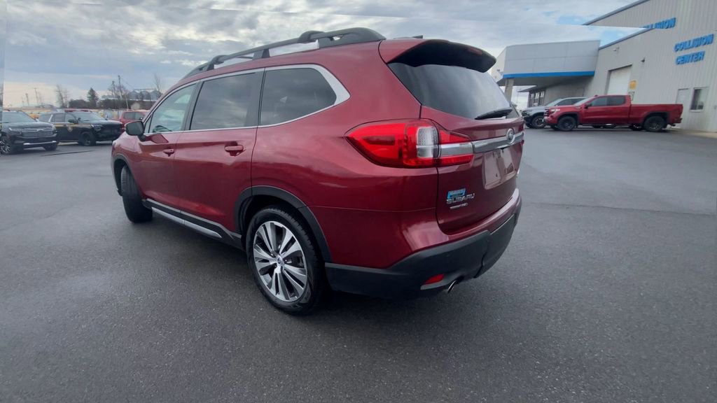 Used 2022 Subaru Ascent Limited w/ Technology Package AWD/4WD image 4
