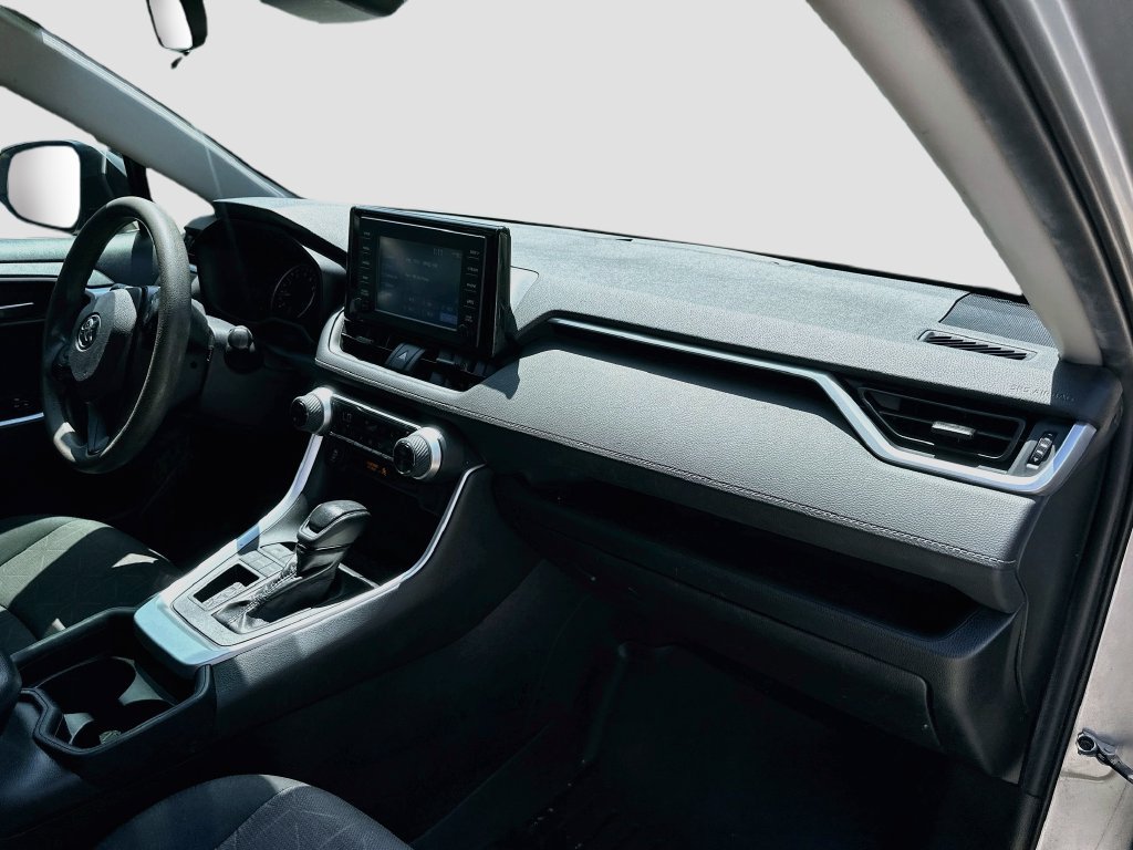 Used 2019 Toyota RAV4 XLE FWD image 29