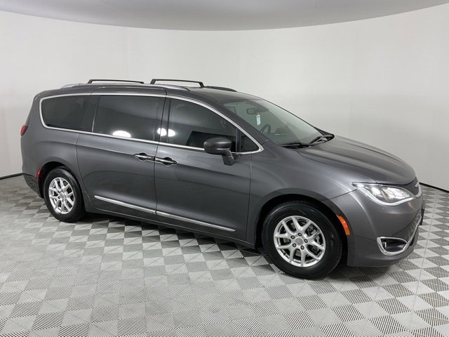 Used 2020 Chrysler Pacifica Touring-L image 12