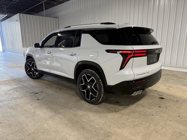 New 2026 Chevrolet Traverse High Country w/ LPO, Floor Liner Package image 4
