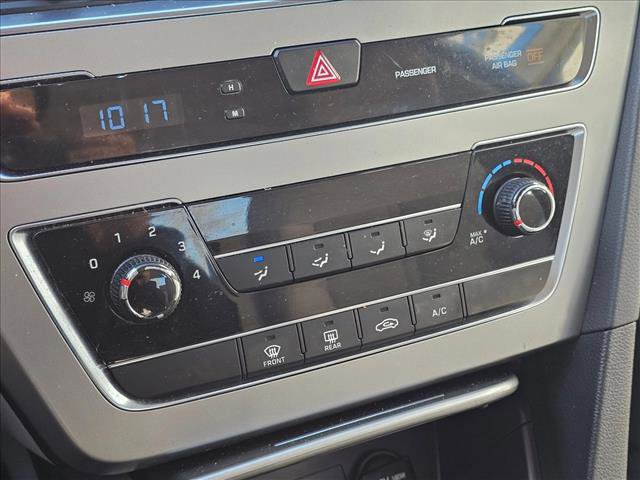 Used 2015 Hyundai Sonata SE image 25