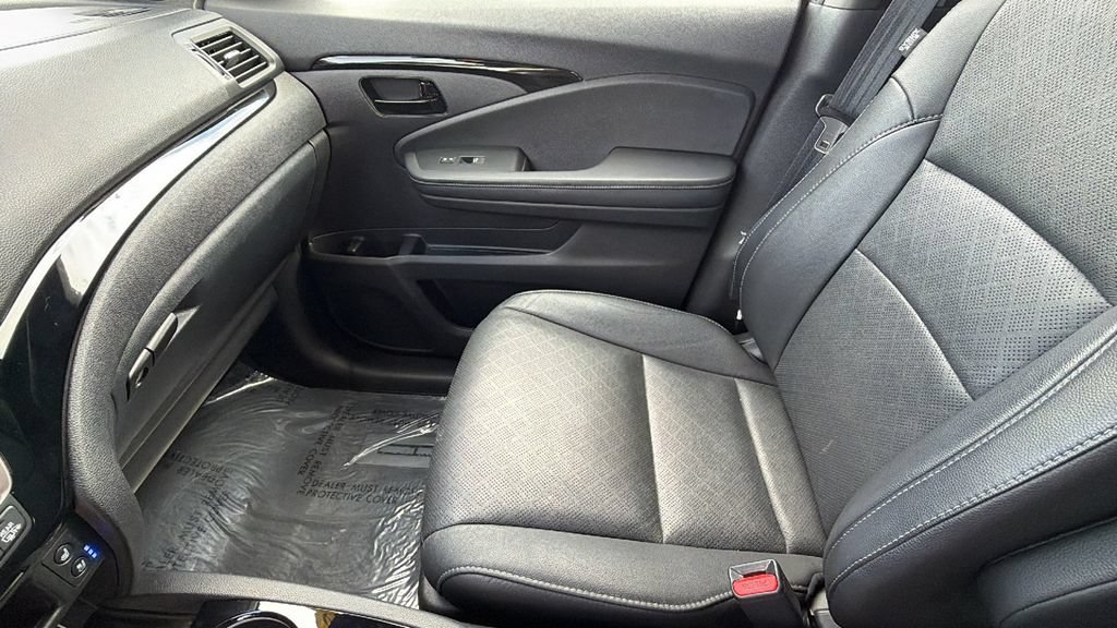 Used 2022 Honda Passport Elite image 12