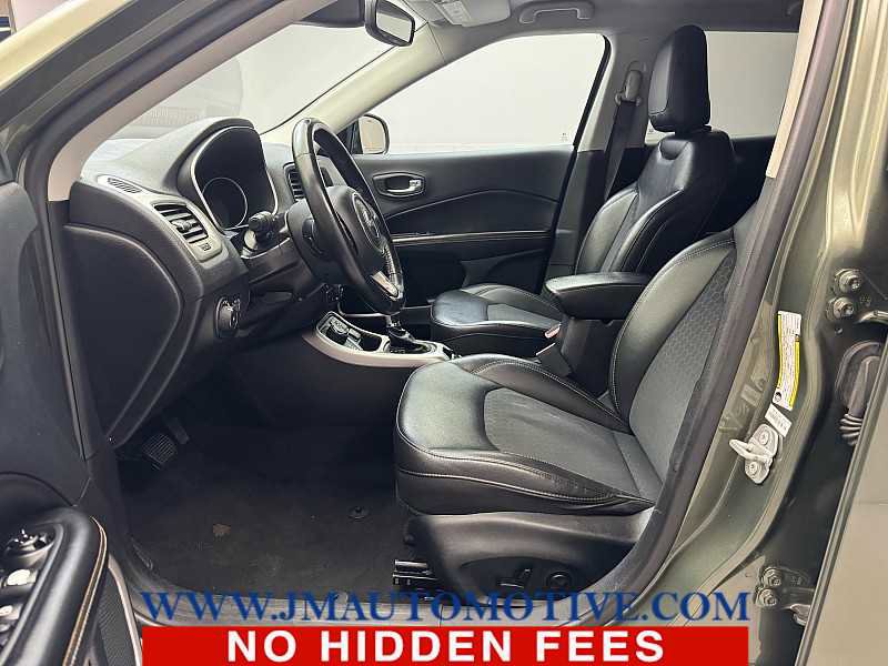 Used 2019 Jeep Compass Latitude w/ Popular Equipment Group image 12