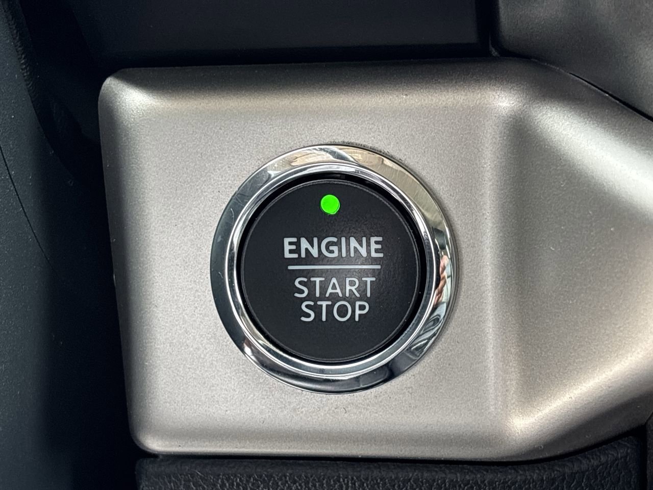 Certified 2024 Ford Expedition Max XLT image 32