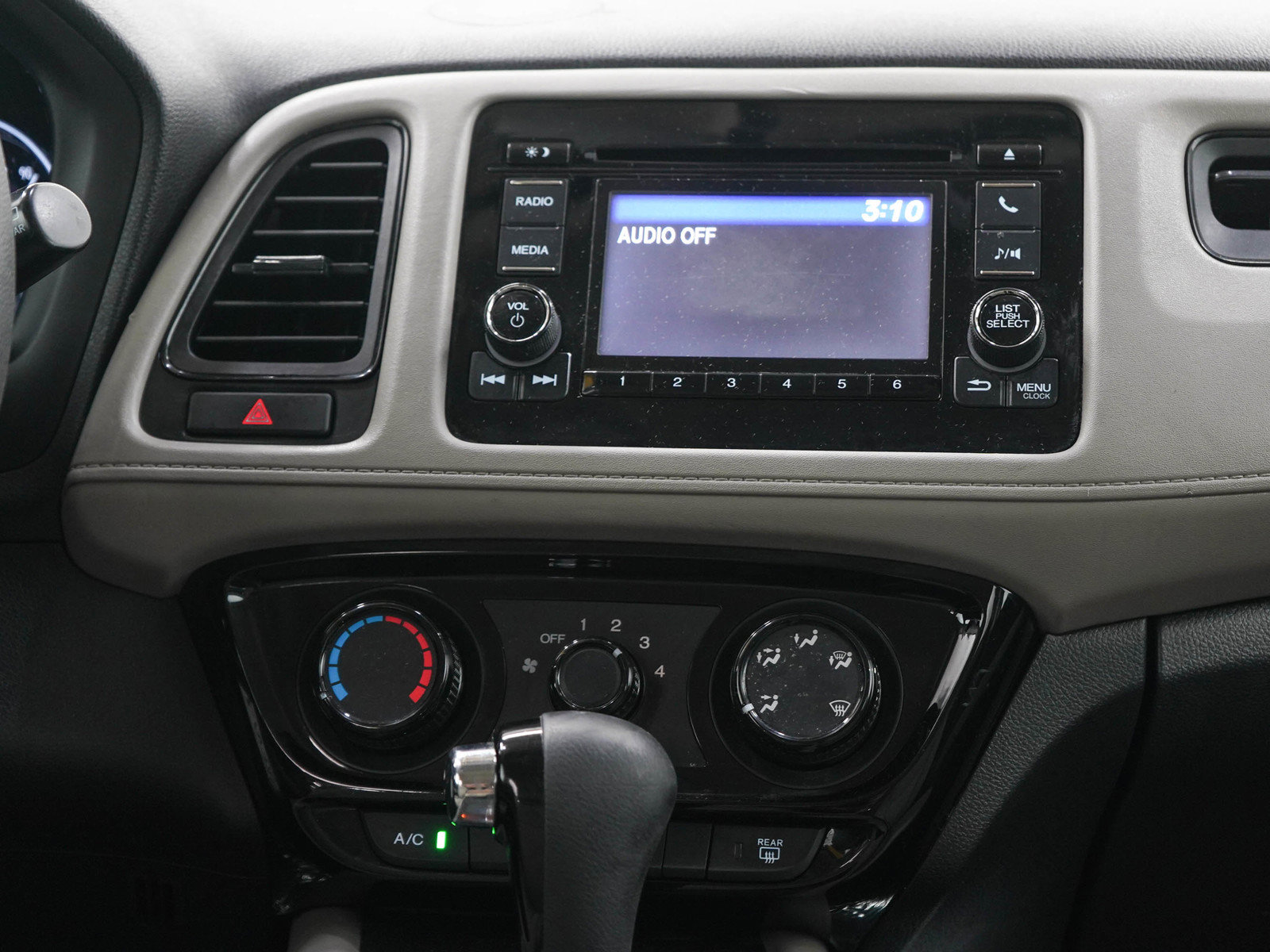Used 2020 Honda HR-V LX image 17