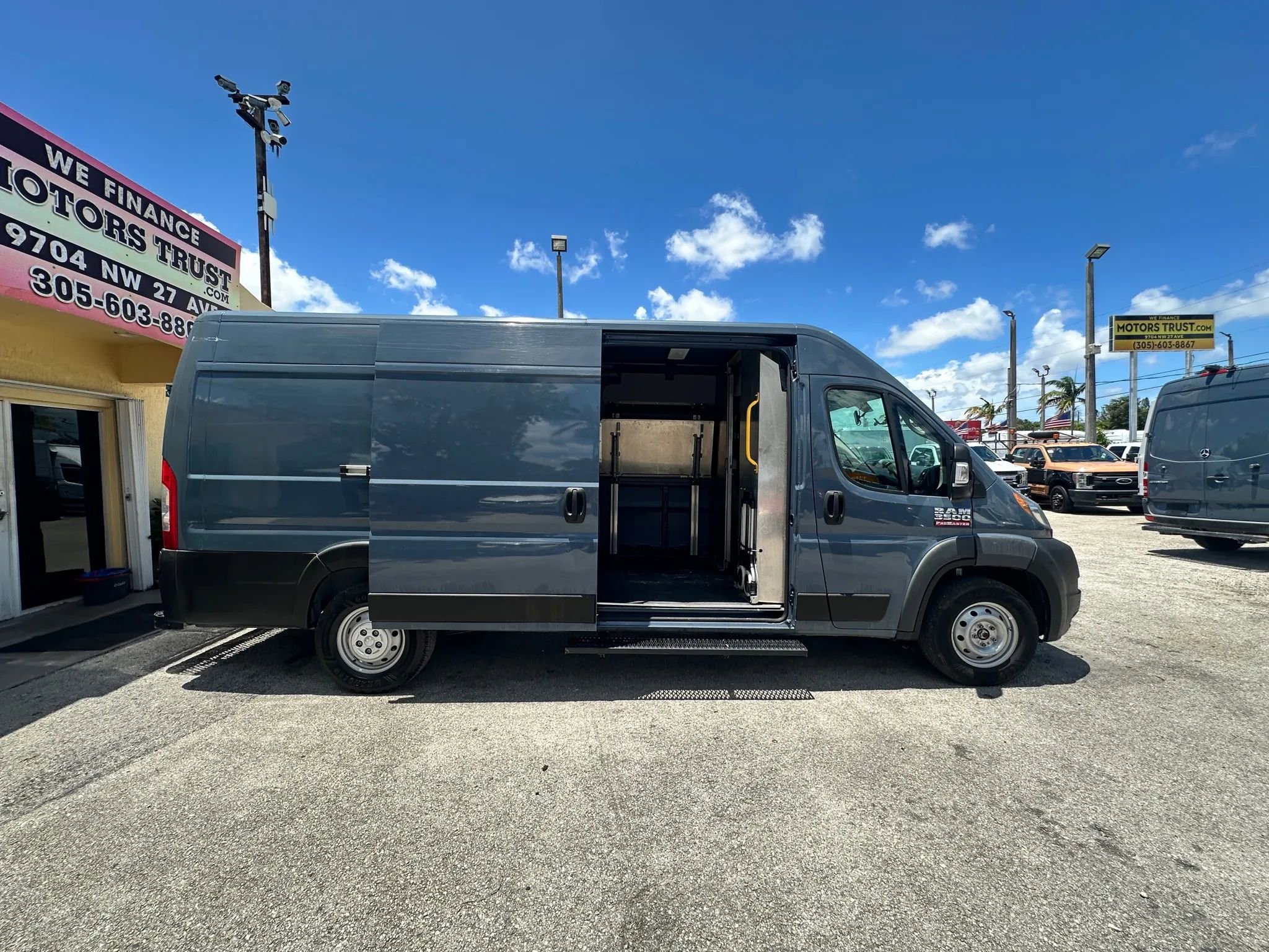 Used 2020 RAM ProMaster 3500 image 8