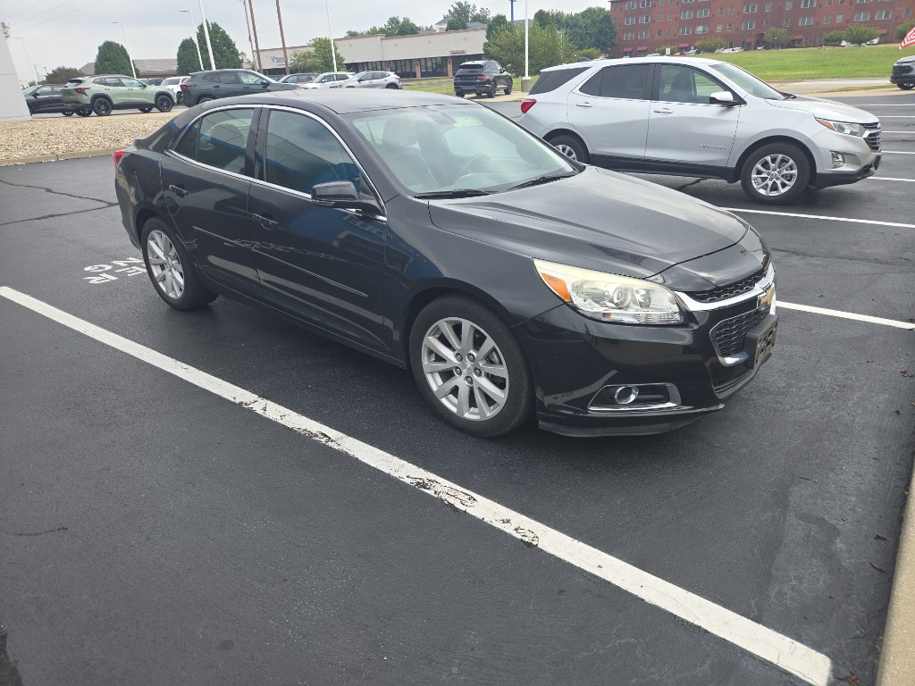 Used 2015 Chevrolet Malibu LT w/ Leather Package FWD image 5
