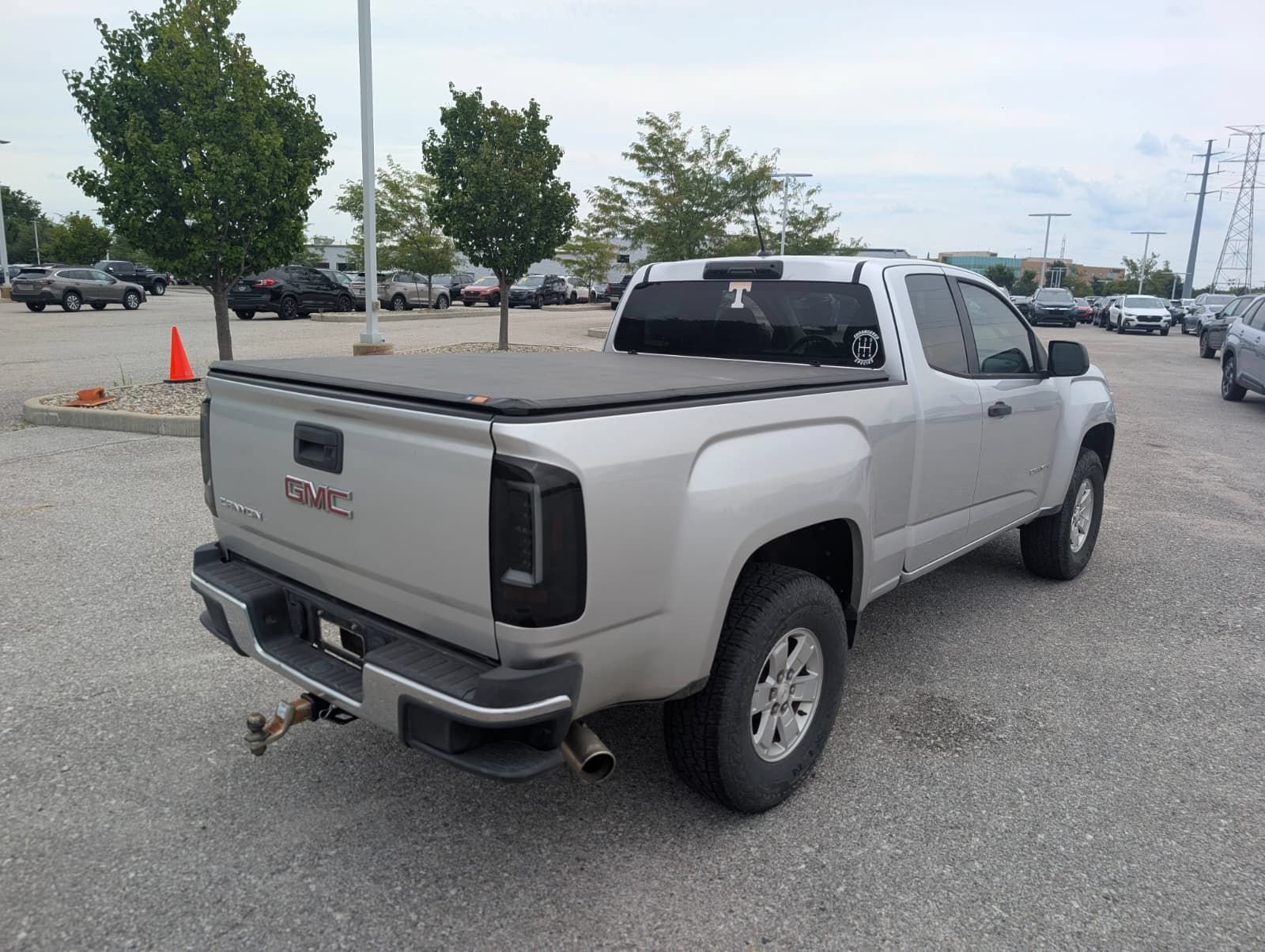 Used 2015 GMC Canyon W/T RWD image 7