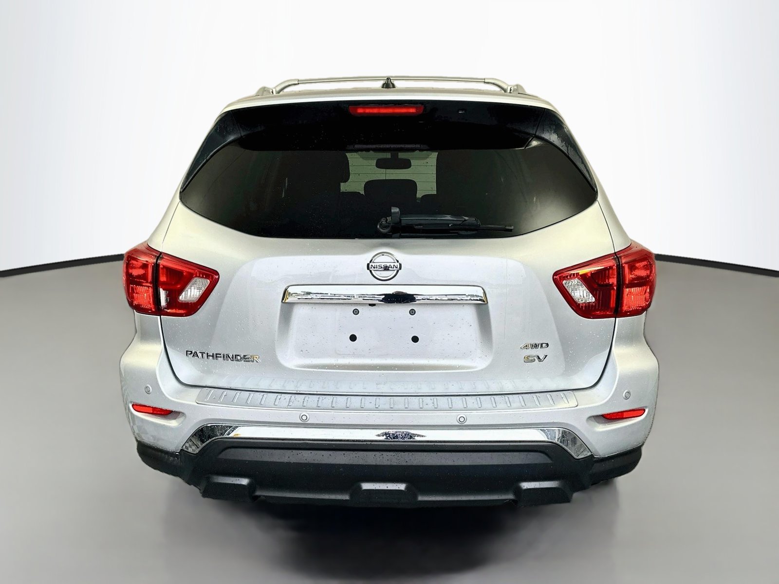 Used 2018 Nissan Pathfinder SV AWD/4WD image 6