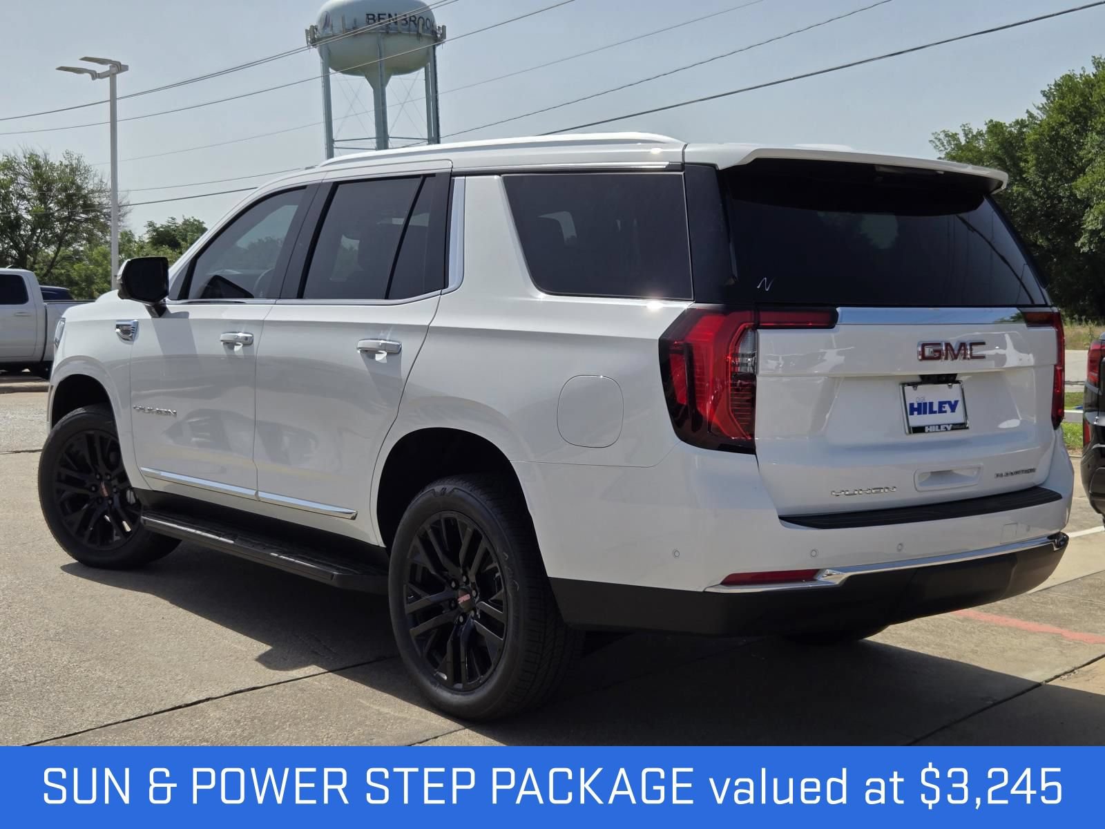 New 2026 GMC Yukon XL Denali w/ Sun & Power Step Package AWD/4WD image 3