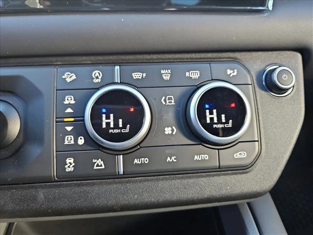 Used 2025 Land Rover Defender 110 X-Dynamic SE image 21