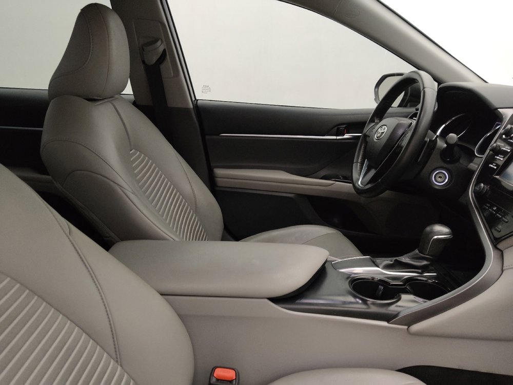 Used 2019 Toyota Camry SE image 21